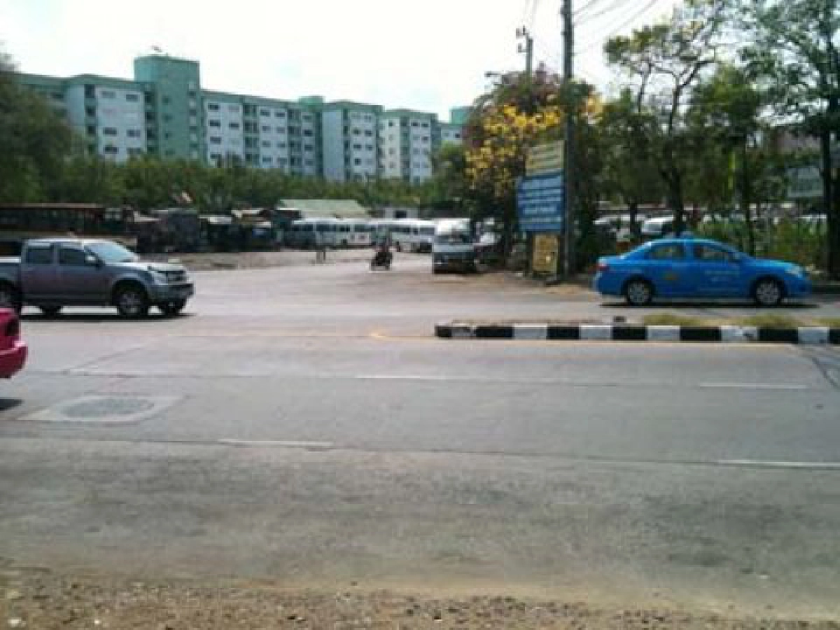 แจ้งให้ไปจอดที่อื่น แจ้งให้ไปจอดที่อื่น