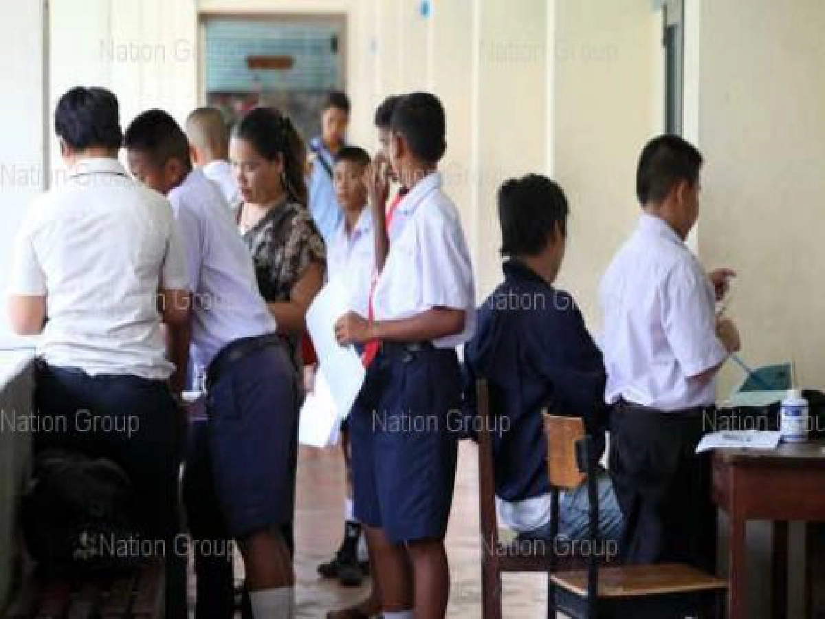 ระบบการศึกษาไทยต้องไม่ผูกติดกระแสการเมือง ระบบการศึกษาไทยต้องไม่ผูกติดกระแสการเมือง