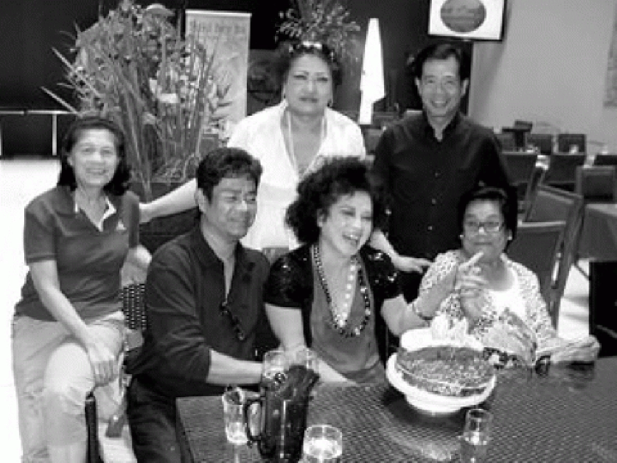 ชุมชนไทยต่างแดนประจำวันอาทิตย์ที่ 21 มีนาคม 53 ชุมชนไทยต่างแดนประจำวันอาทิตย์ที่ 21 มีนาคม 53