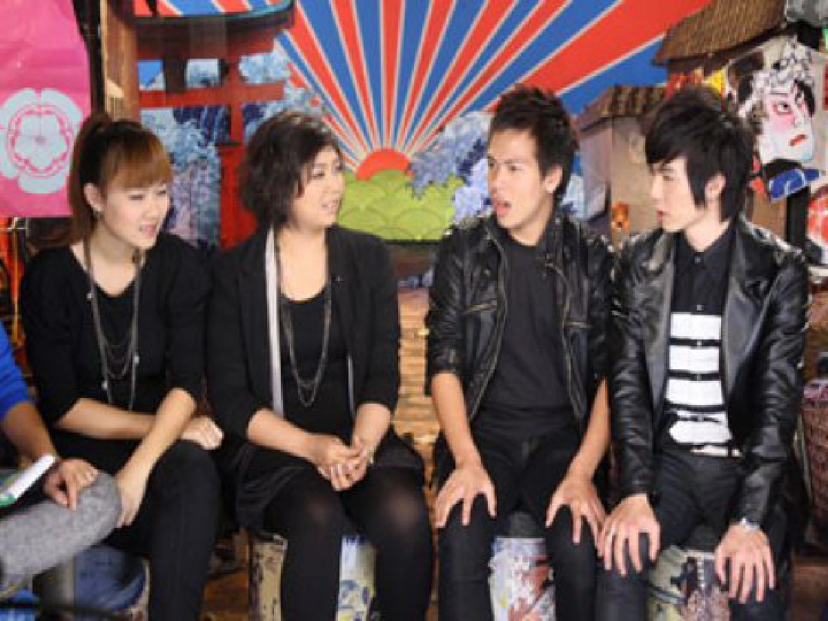 ศุกร์ที่ 2 เมษายน 2553
ศุกร์ที่ 2 เมษายน 2553