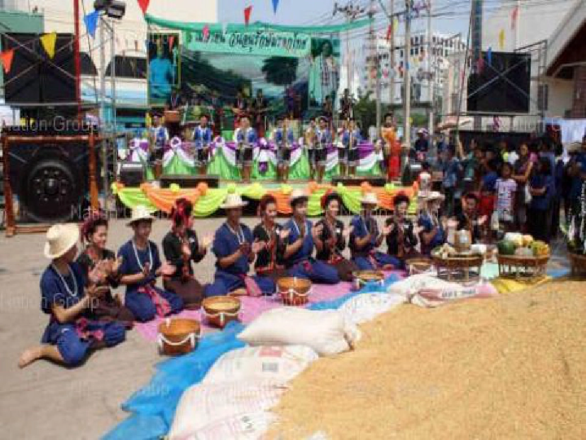 อำเภอเมืองกาฬสินธุ์จัดงานวันอนุรักษ์มรดกไทย อำเภอเมืองกาฬสินธุ์จัดงานวันอนุรักษ์มรดกไทย