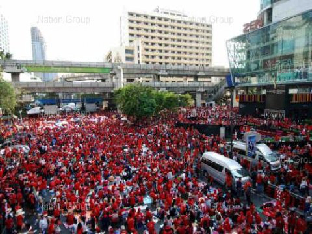 ศาลยกคำร้องเสื้อแดงพ้นราชประสงค์ ศาลยกคำร้องเสื้อแดงพ้นราชประสงค์