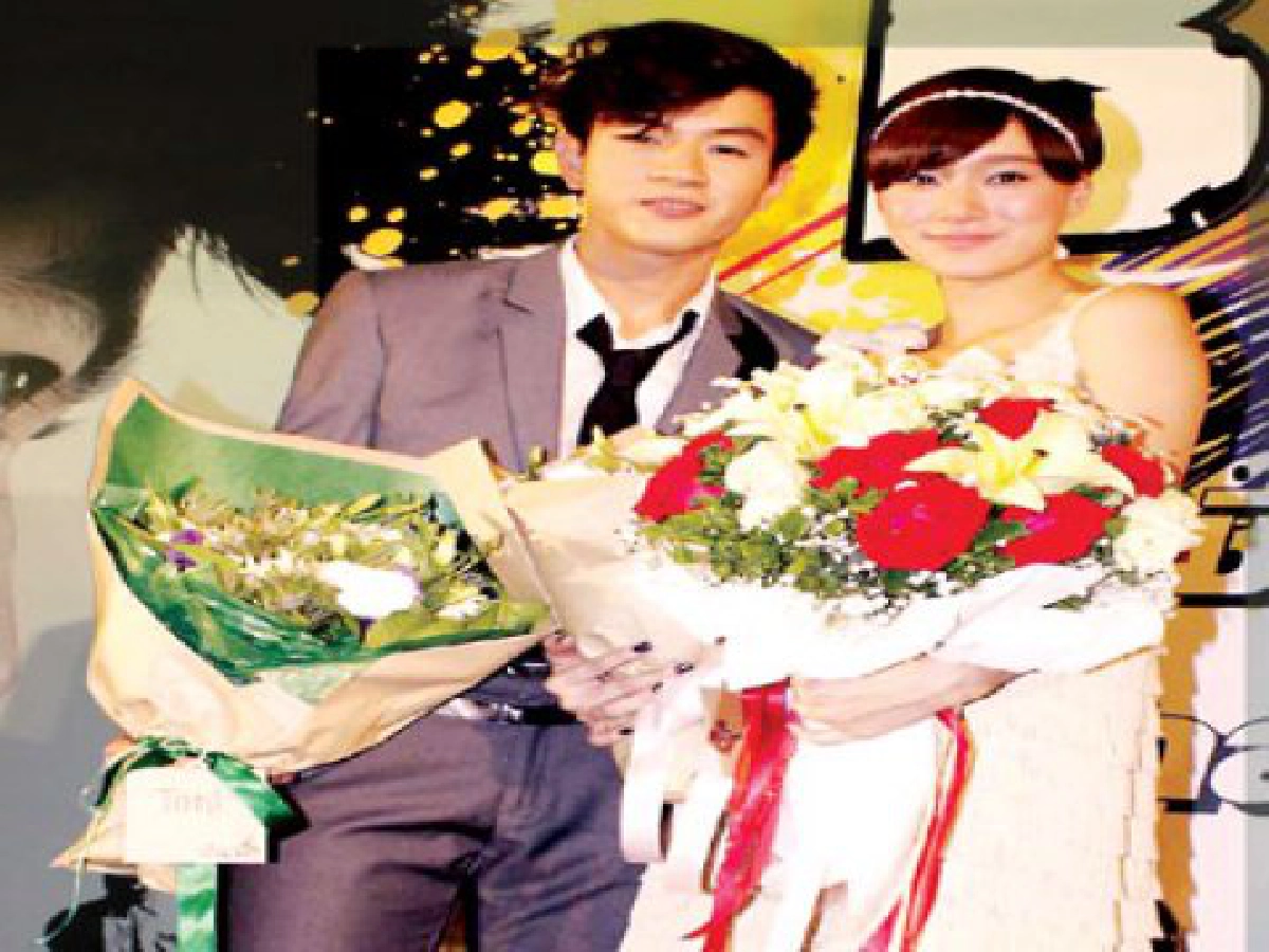 ภาพทะเลแค่หน้าเหมือน'โทนี่-เพชร'ลุ้นความสัมพันธ์คืบ ภาพทะเลแค่หน้าเหมือน'โทนี่-เพชร'ลุ้นความสัมพันธ์คืบ