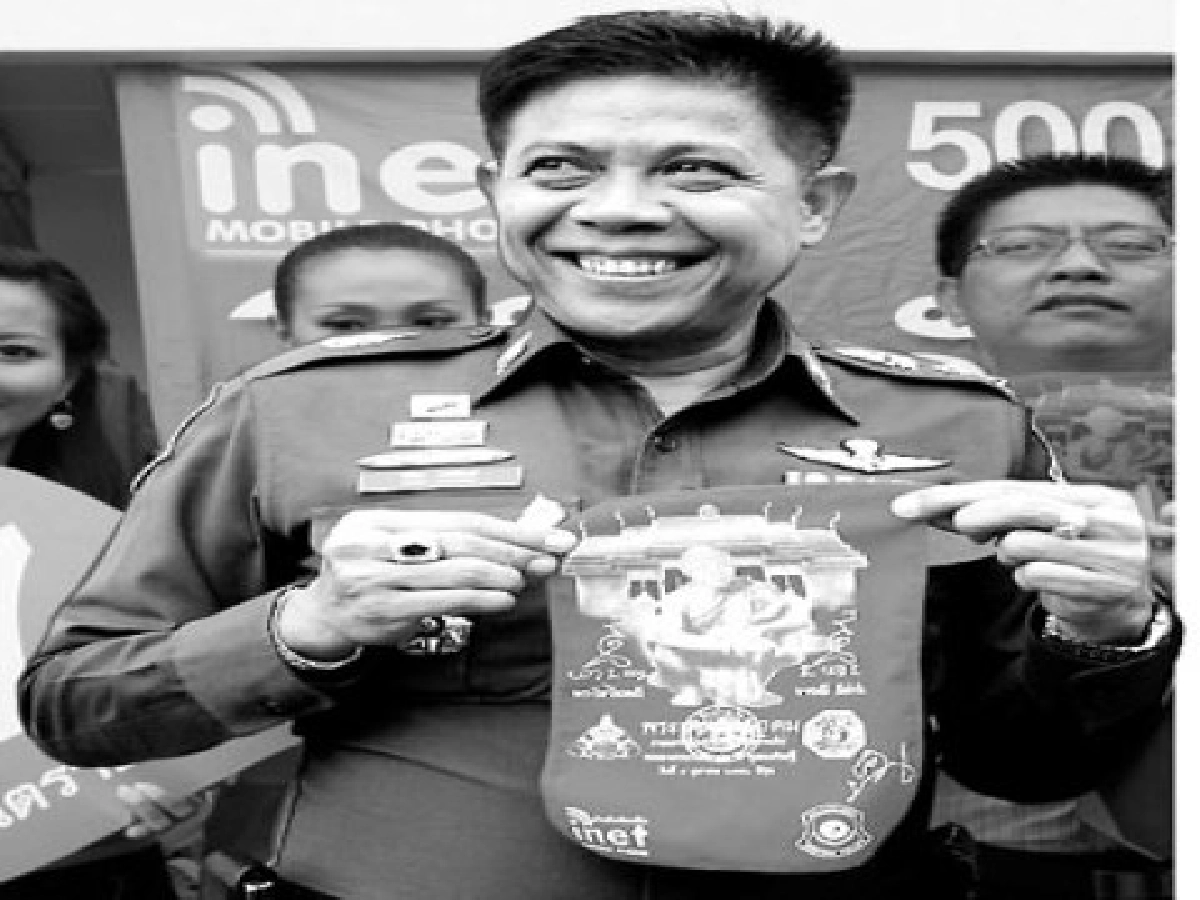 สัมภาษณ์พิเศษ : เดินทาง..ฝากเหล้าเข้าพัก "โปลิศรีสอร์ท" สัมภาษณ์พิเศษ : เดินทาง..ฝากเหล้าเข้าพัก "โปลิศรีสอร์ท"