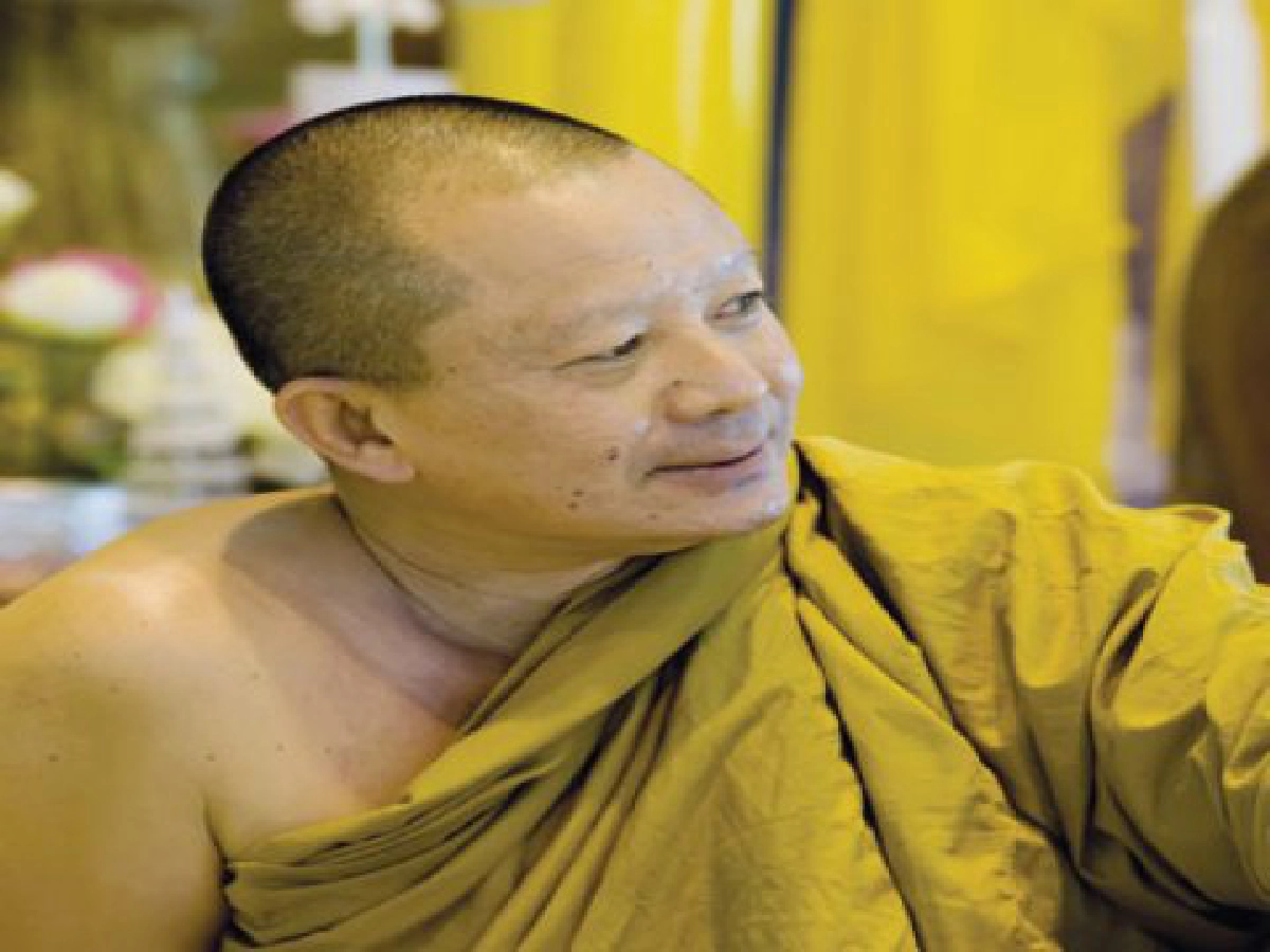 หลวงตาปพนพัชร์  
ธรรมะเยียวยามะเร็ง

