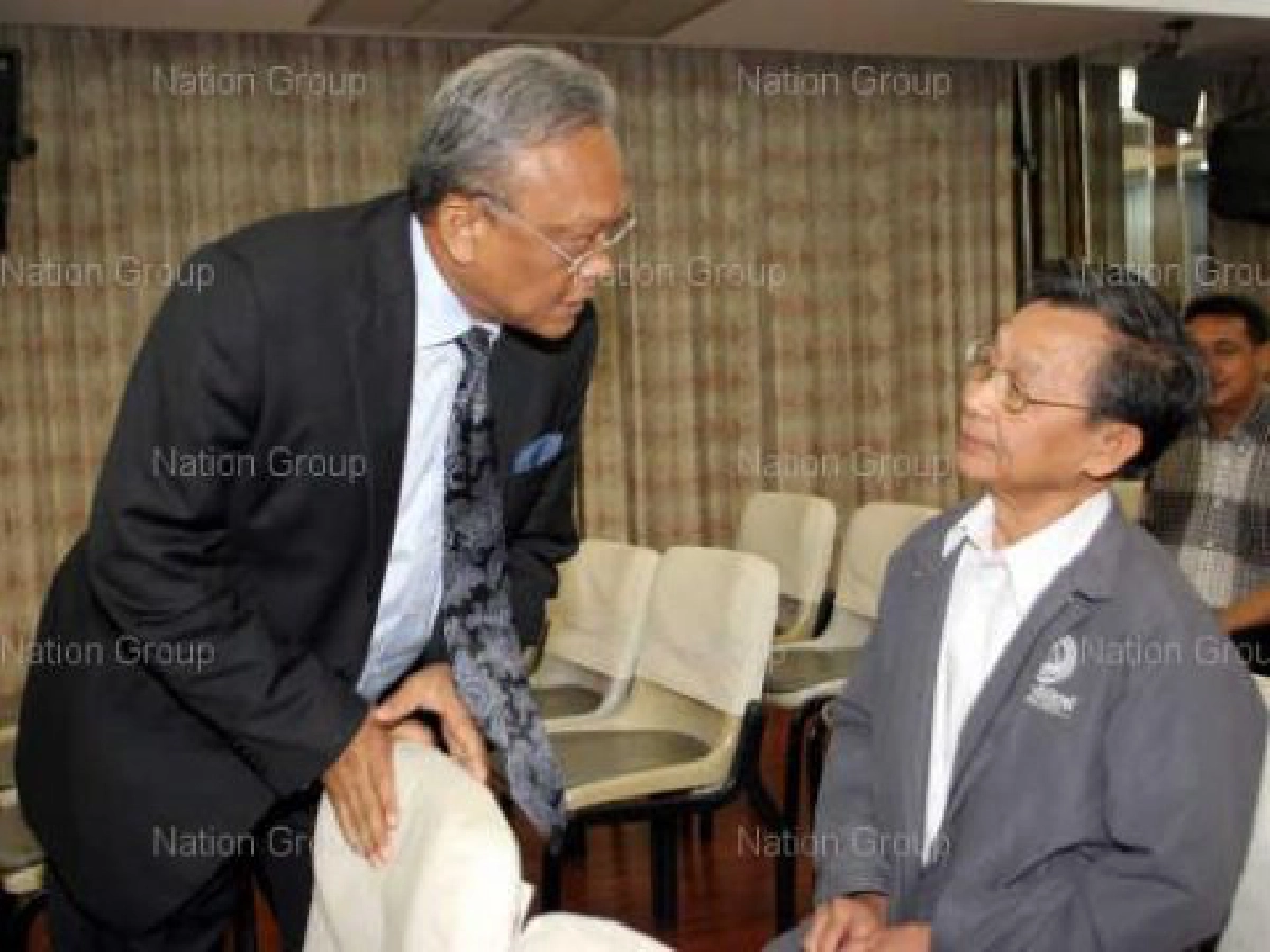 เปิดขั้นตอนหลังกกต.มีมติยุบพรรคปชป. เปิดขั้นตอนหลังกกต.มีมติยุบพรรคปชป.