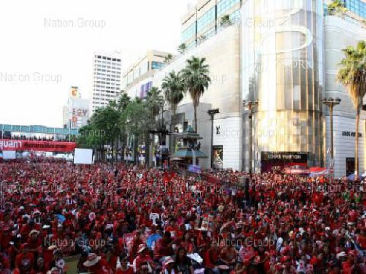 สุเทพเรียกคนหนุนแดงรายงานตัวศอฉ. สุเทพเรียกคนหนุนแดงรายงานตัวศอฉ.