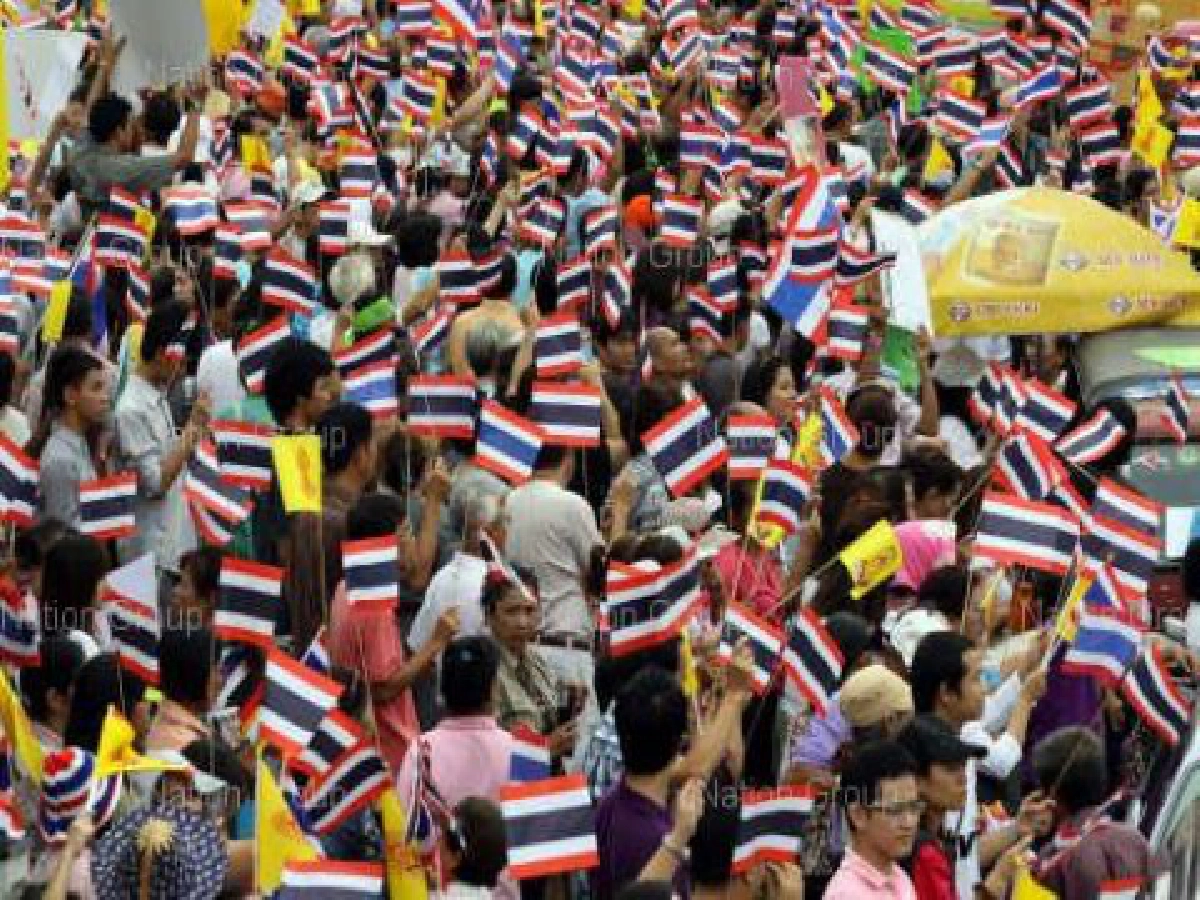 "ป๋าเทพ"ไม่สนแดงบอยคอตแต่พ้อไม่ยุ่งการเมืองอีก "ป๋าเทพ"ไม่สนแดงบอยคอตแต่พ้อไม่ยุ่งการเมืองอีก