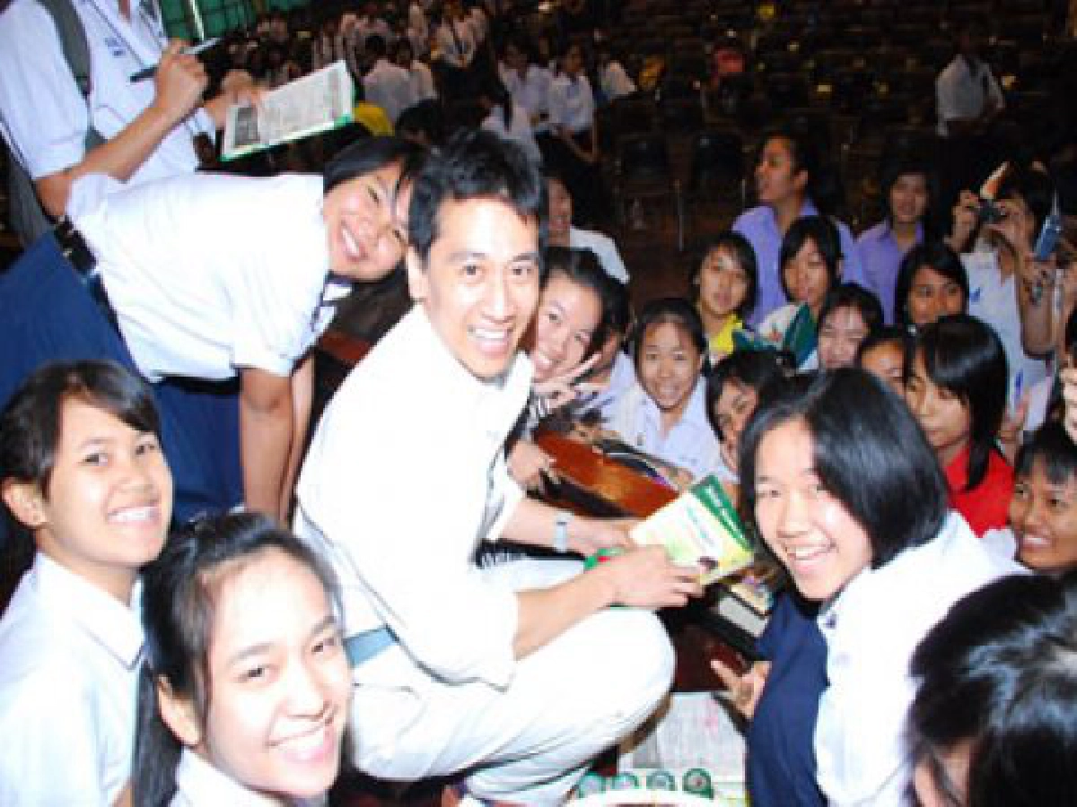 4 กูรูแนะเทรนด์อาชีพสุดฮิต 4 กูรูแนะเทรนด์อาชีพสุดฮิต