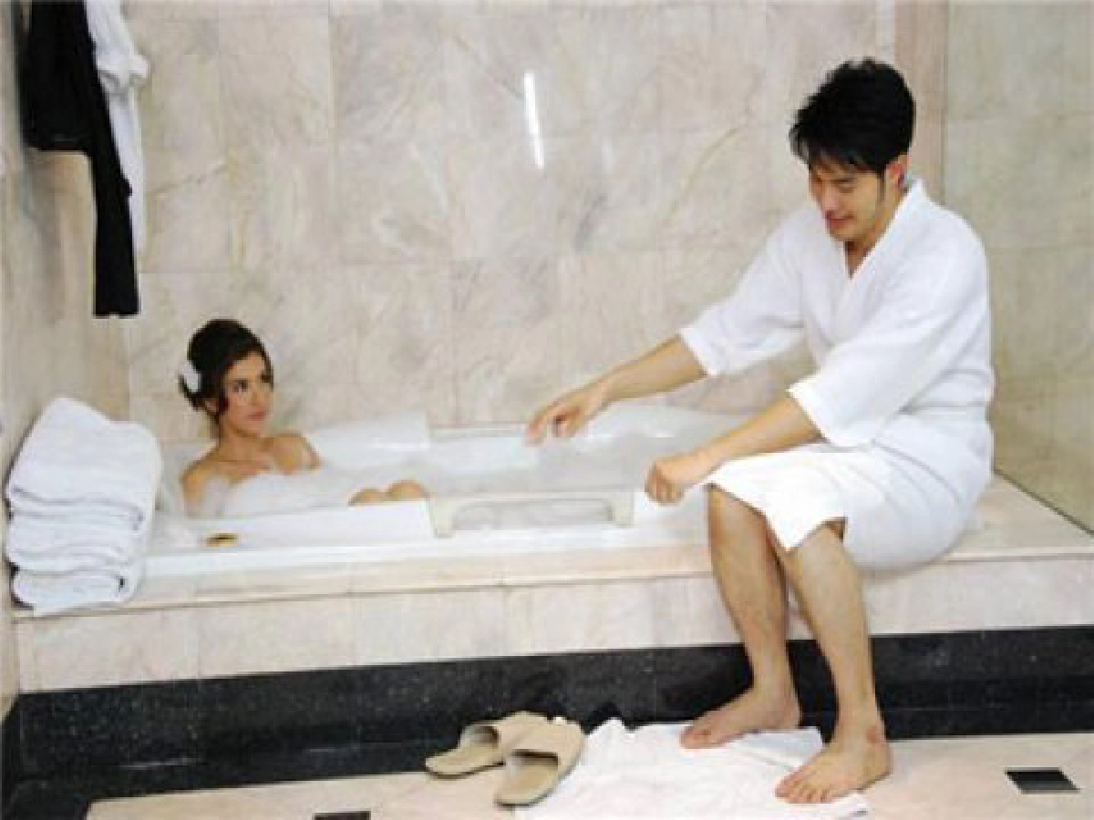 อั๋น ดูเพลิน
ริต้า อวดหุ่น โชว์ผิวลงอ่าง
อั๋น ดูเพลิน
ริต้า อวดหุ่น โชว์ผิวลงอ่าง