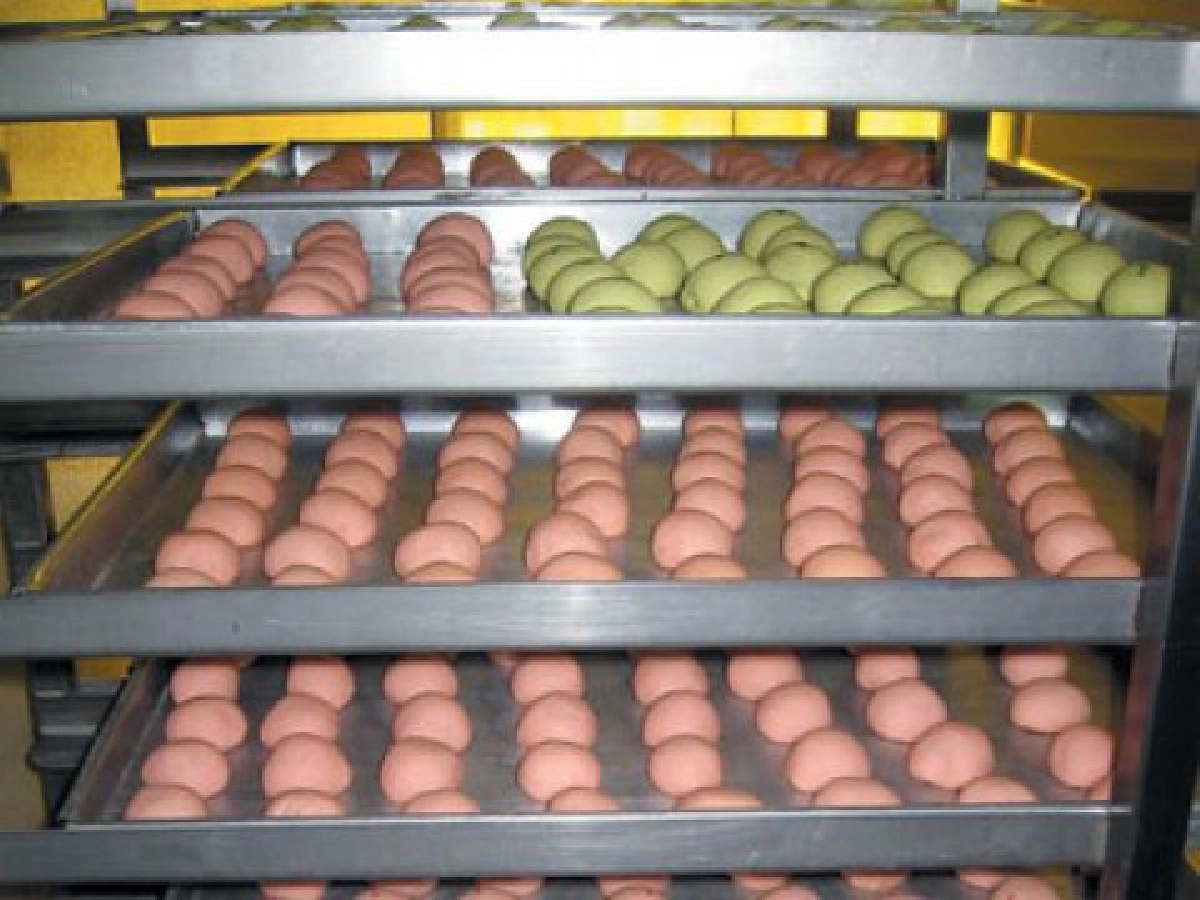 ขนมเปี๊ยะนมสด "แม่บุญมี" 
จากเบเกอรี่สู่ของดีแปดริ้ว

