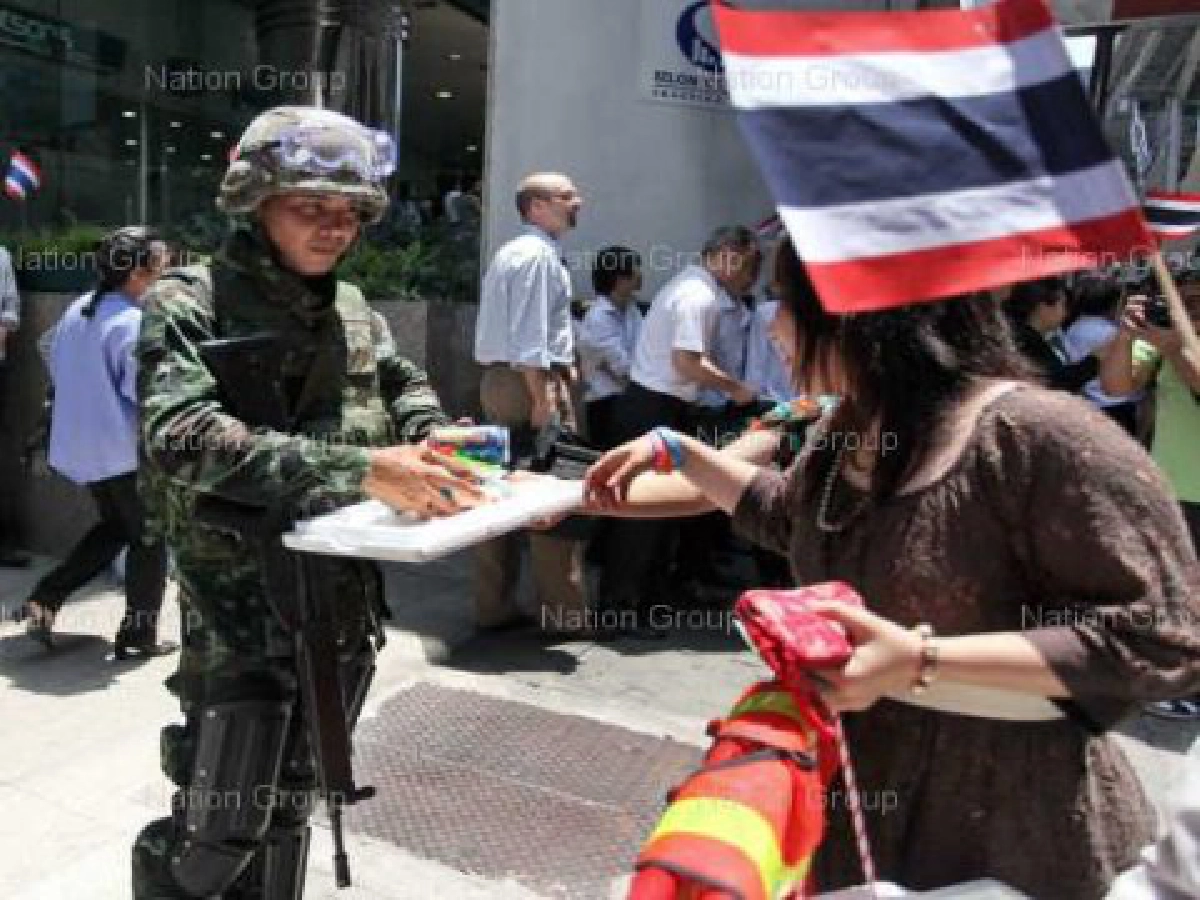 กต.เผยสถานะคำเตือนตปท.มาไทยเลี่ยงม็อบแดง กต.เผยสถานะคำเตือนตปท.มาไทยเลี่ยงม็อบแดง