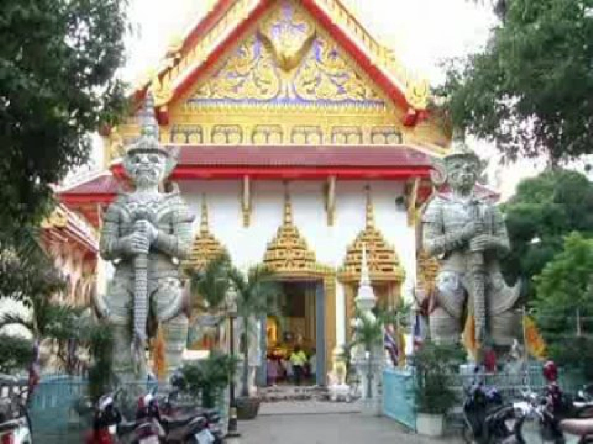 มาร์คควงกรณ์เยี่ยมให้กำลังใจกำลังพลราบ11 มาร์คควงกรณ์เยี่ยมให้กำลังใจกำลังพลราบ11