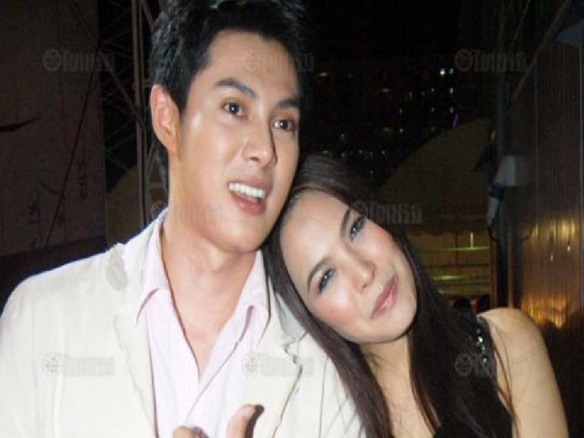 'โบวี่' น้ำตาคลอเลิก 'แมน'
ปัดดูใจ 'ดีเจบาส'
