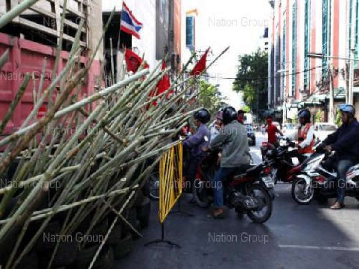 กากีกลายภายใต้"มะเขือเทศ"?