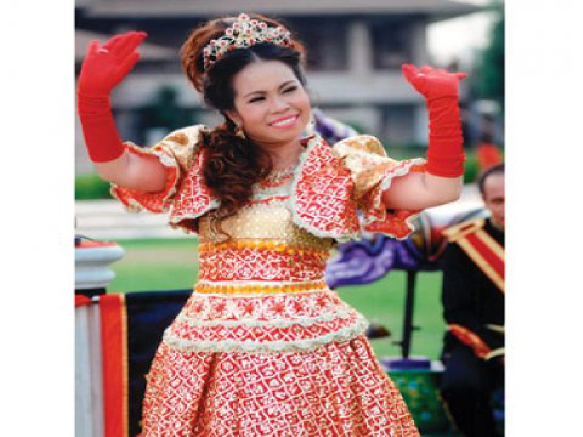 เปิดตัว 'ตุ๊กกี้เจ้าหญิงขายกบ'
ฮาระดับนางงามจักรวาล
เปิดตัว 'ตุ๊กกี้เจ้าหญิงขายกบ'
ฮาระดับนางงามจักรวาล