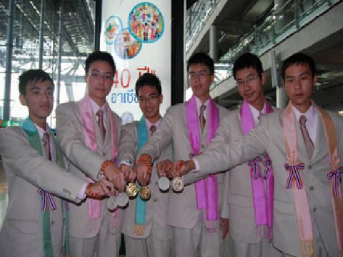 ร.ร.มาตรฐานสากลปั้นเด็กไทยเป็น"พลเมืองโลก" ร.ร.มาตรฐานสากลปั้นเด็กไทยเป็น"พลเมืองโลก"