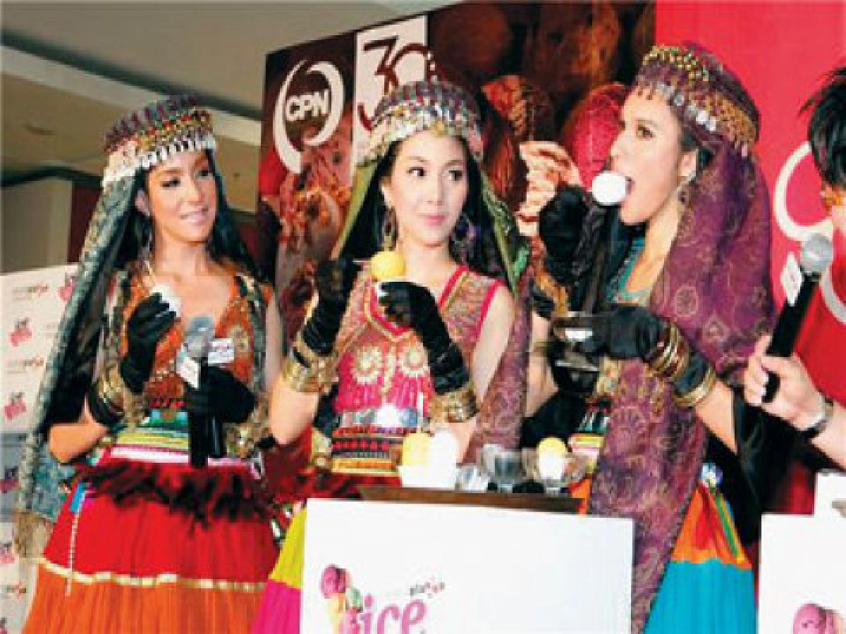 เสิร์ฟข่าวเม้าท์แตกประจำวันที่28เม.ย. เสิร์ฟข่าวเม้าท์แตกประจำวันที่28เม.ย.