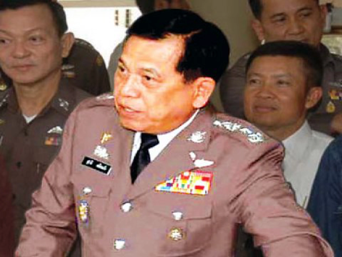 "ดาบคืนสนอง"ปมร้าวรัฐบาล..ตร.มะเขือเทศ "ดาบคืนสนอง"ปมร้าวรัฐบาล..ตร.มะเขือเทศ