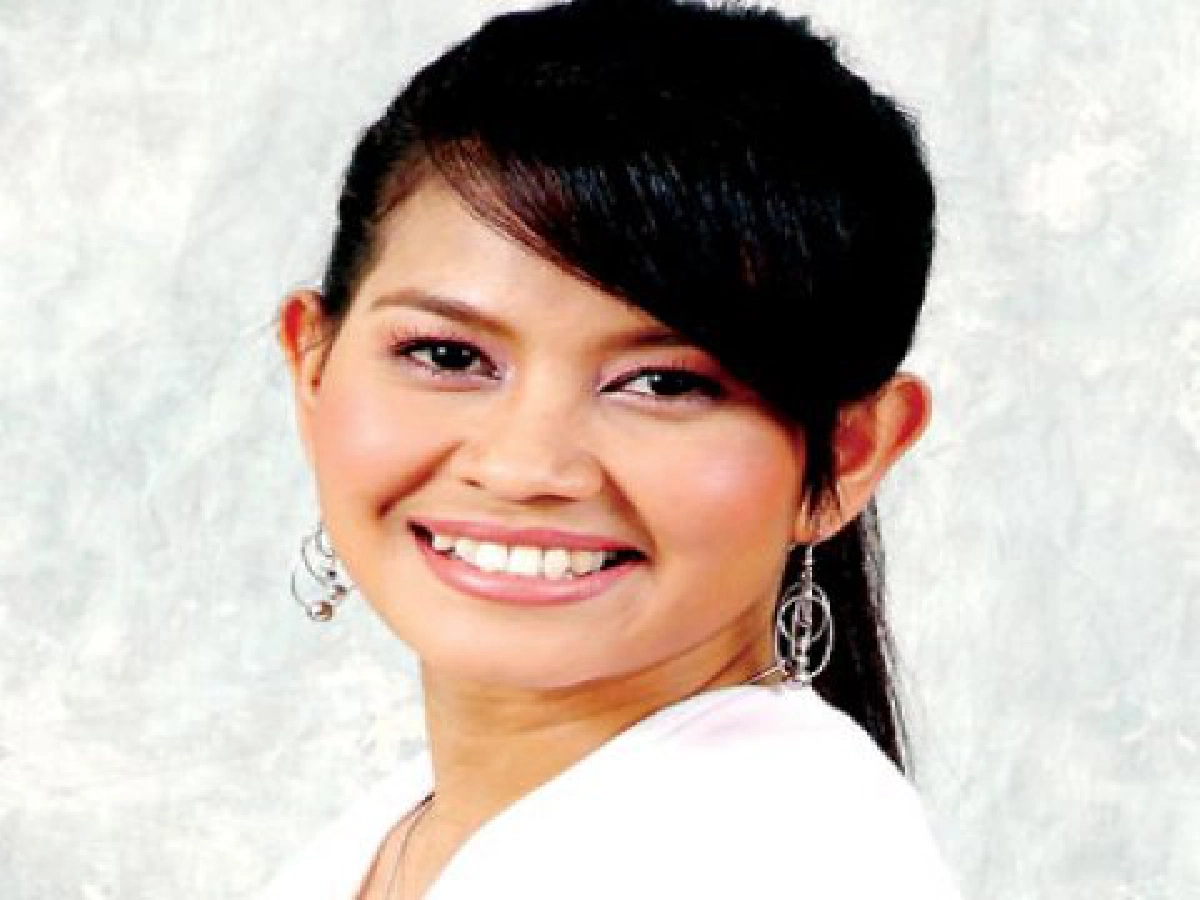 แซ่ดทะลุทุ่งประจำวันที่3พย.53 แซ่ดทะลุทุ่งประจำวันที่3พย.53