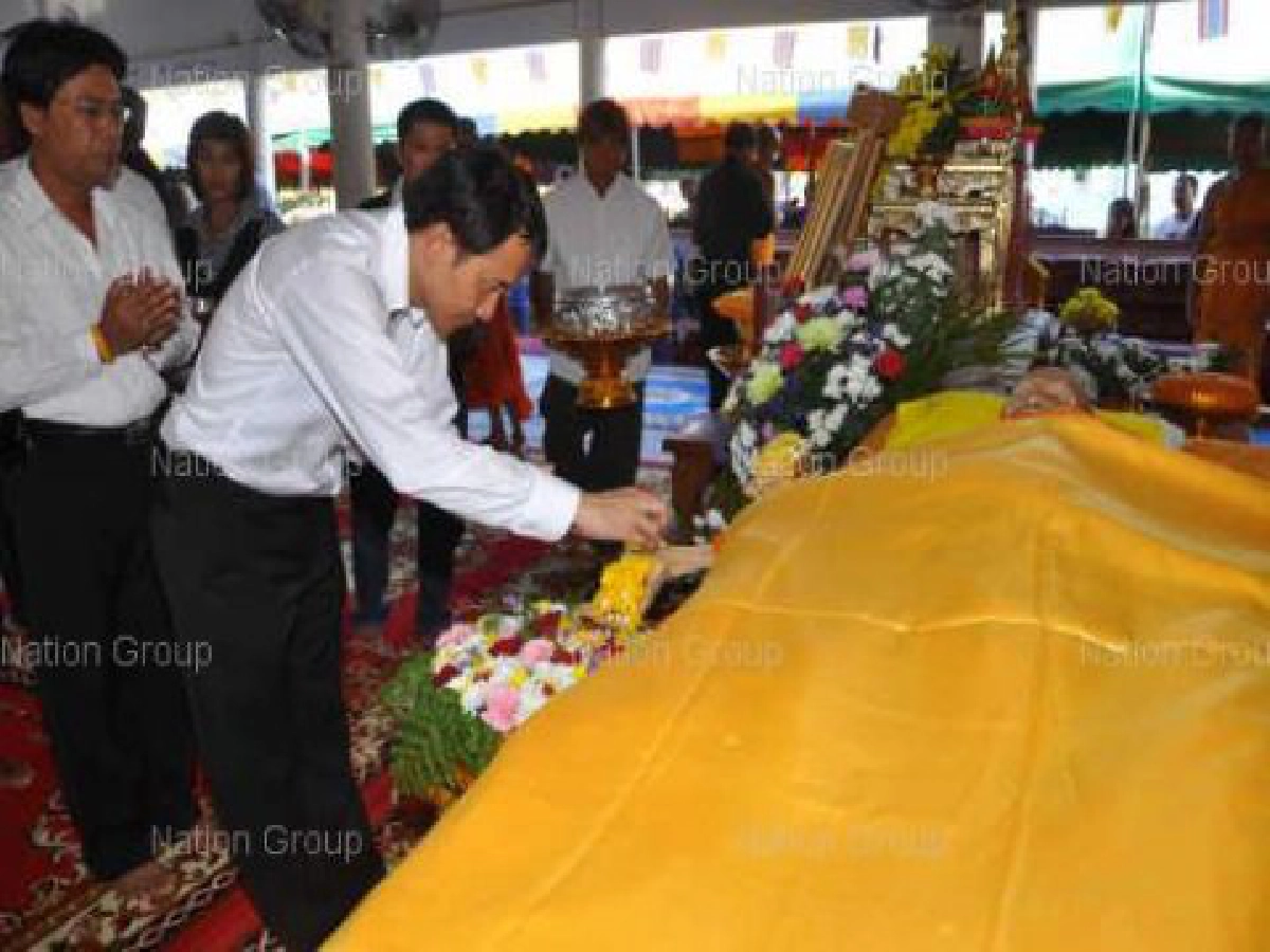 "หลวงพ่อชม นิ้วเพชร"เกจิดังชุมพรมรณภาพ "หลวงพ่อชม นิ้วเพชร"เกจิดังชุมพรมรณภาพ
