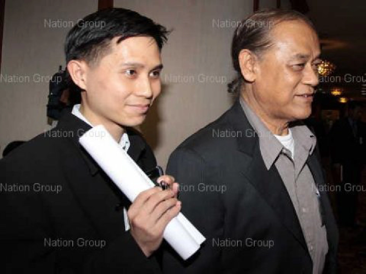 พันธมิตรฯหารือ"มาร์ค"ค้านการยุบสภา พันธมิตรฯหารือ"มาร์ค"ค้านการยุบสภา