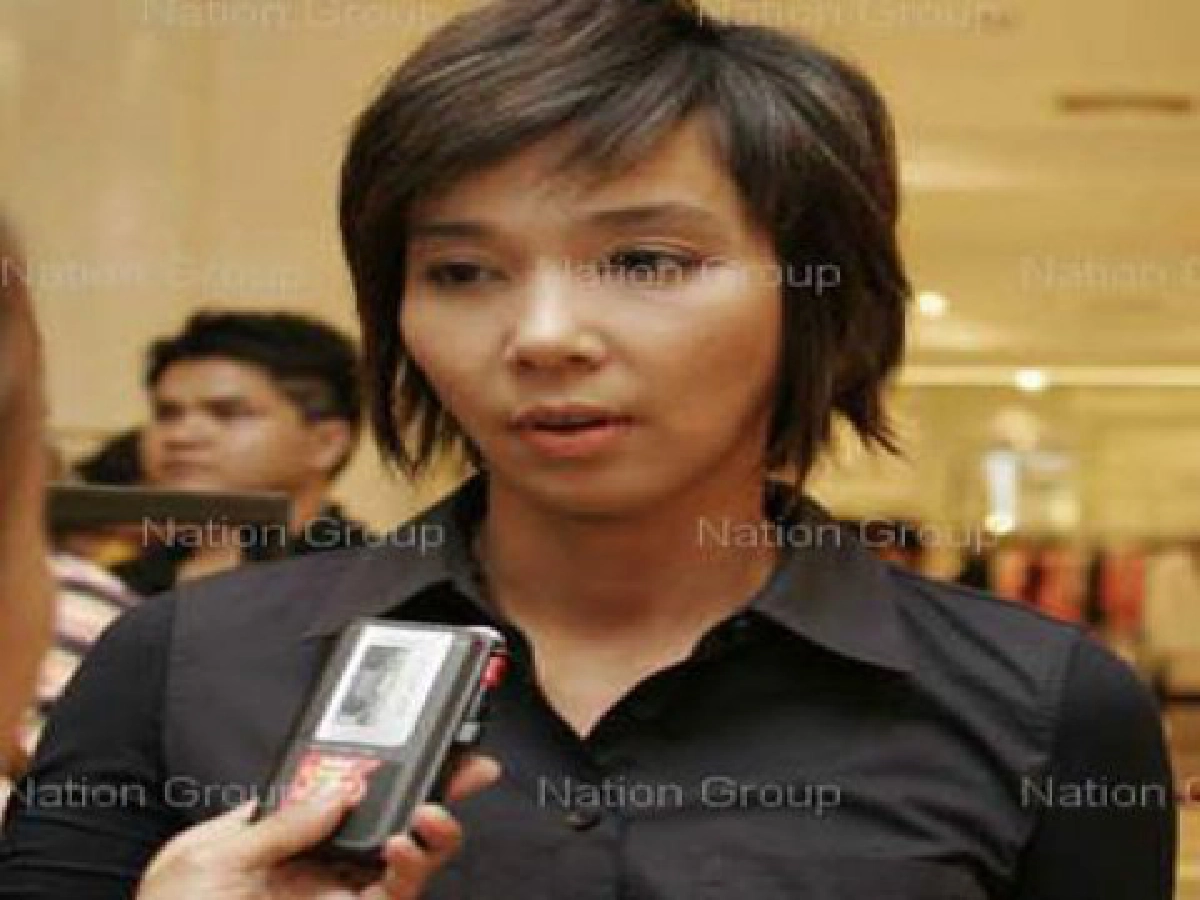 แกะรอยแก๊งทุบรถ..'ตุ๊ก จันทร์จิรา' แกะรอยแก๊งทุบรถ..'ตุ๊ก จันทร์จิรา'
