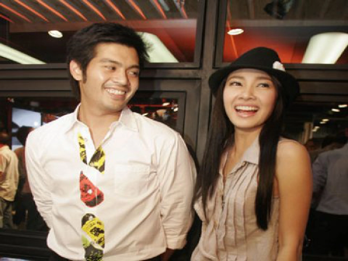 มองผ่านเลนส์คม - "นุ่น-ต๊อด" 
วิวาห์ (สิงห์) แห่งปี 

