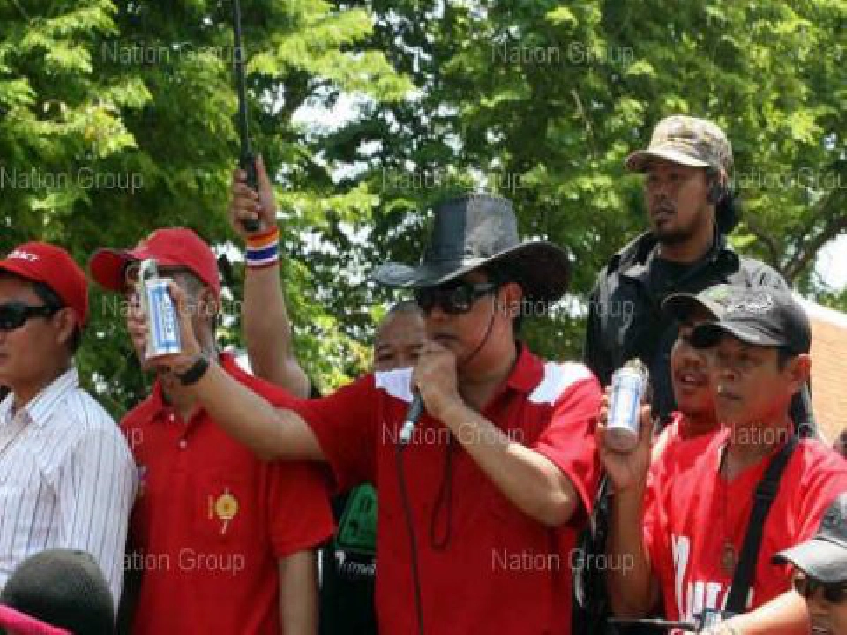 "อริสมันต์"ประกาศพร้อมจับมือเสธ.แดง "อริสมันต์"ประกาศพร้อมจับมือเสธ.แดง