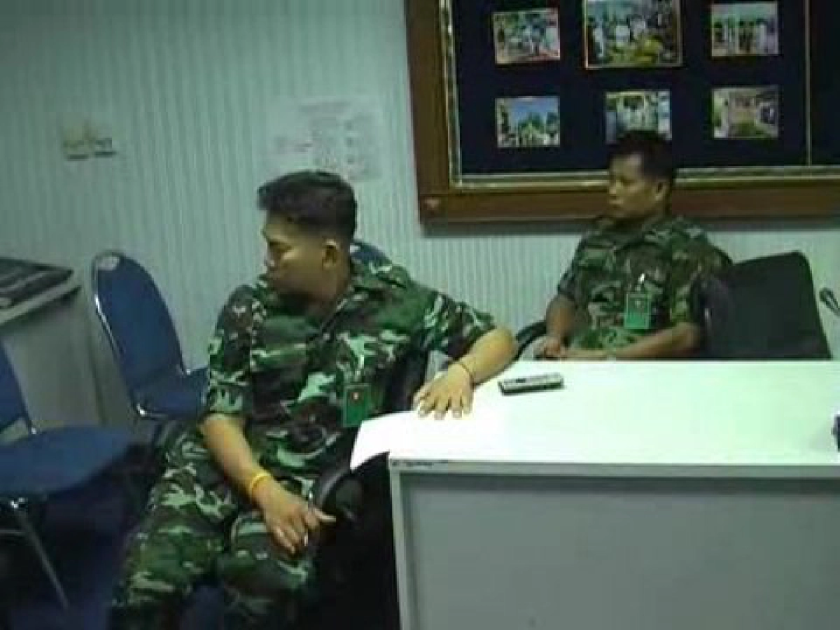ศอรส.อุดรธานีเรียกดีเจแดง-แกนนำเข้าพบพรุ่งนี้ ศอรส.อุดรธานีเรียกดีเจแดง-แกนนำเข้าพบพรุ่งนี้