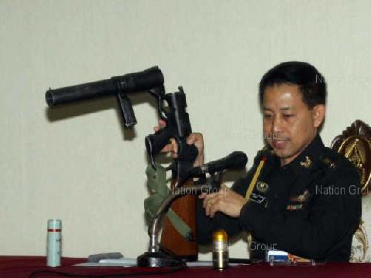 ศอฉ.เปิดคลิปโชว์สื่อยันความบริสุทธิ์สลายม็อบแดง ศอฉ.เปิดคลิปโชว์สื่อยันความบริสุทธิ์สลายม็อบแดง