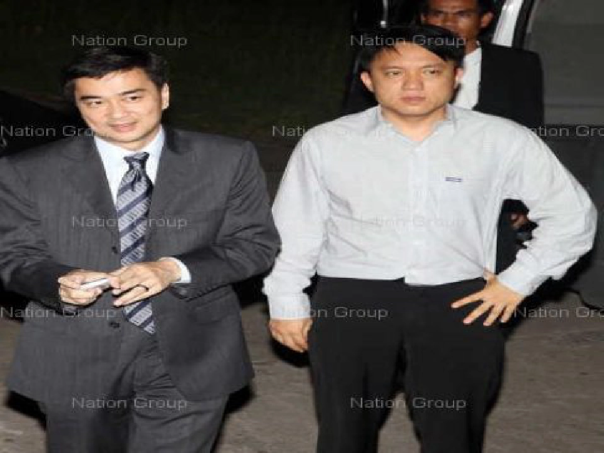 โปรดฟังอีกครั้ง..! อภิสิทธิ์ ต้องตัดสินใจ โปรดฟังอีกครั้ง..! อภิสิทธิ์ ต้องตัดสินใจ
