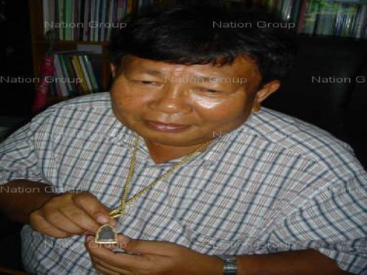 ครูบุญสมทองศรีพรายเรือจ้างที่ต้อง! นำทางชีวิตเด็กด้วย..."พระกับปืน" ครูบุญสมทองศรีพรายเรือจ้างที่ต้อง! นำทางชีวิตเด็กด้วย..."พระกับปืน"