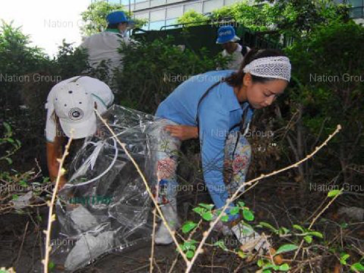 ประมวลภาพไทยร่วมใจล้างสีลม-ราชประสงค์(2) ประมวลภาพไทยร่วมใจล้างสีลม-ราชประสงค์(2)