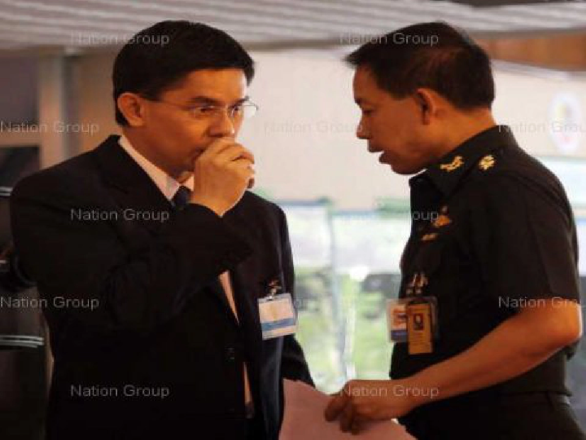 โฆษกสุดหล่อ"เสธ.ไก่อู" สรรเสริญแก้วกำเนิดขวัญใจสาวไทย โฆษกสุดหล่อ"เสธ.ไก่อู" สรรเสริญแก้วกำเนิดขวัญใจสาวไทย