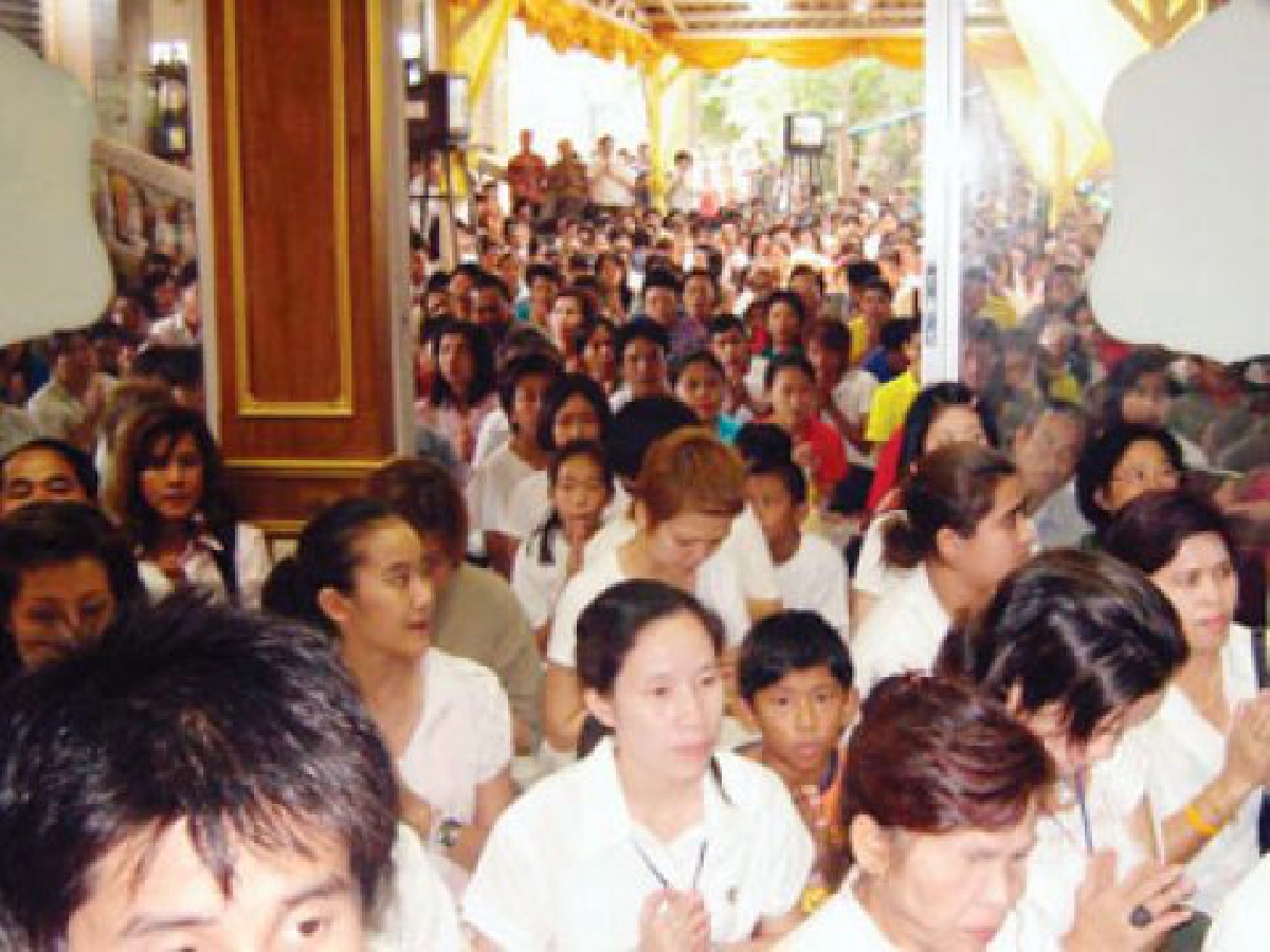 พลังศรัทธาที่เพิ่มพูนในงานไหว้ครู-ครอบครู หลวงพ่อพูล ปีที่ ๕ พลังศรัทธาที่เพิ่มพูนในงานไหว้ครู-ครอบครู หลวงพ่อพูล ปีที่ ๕