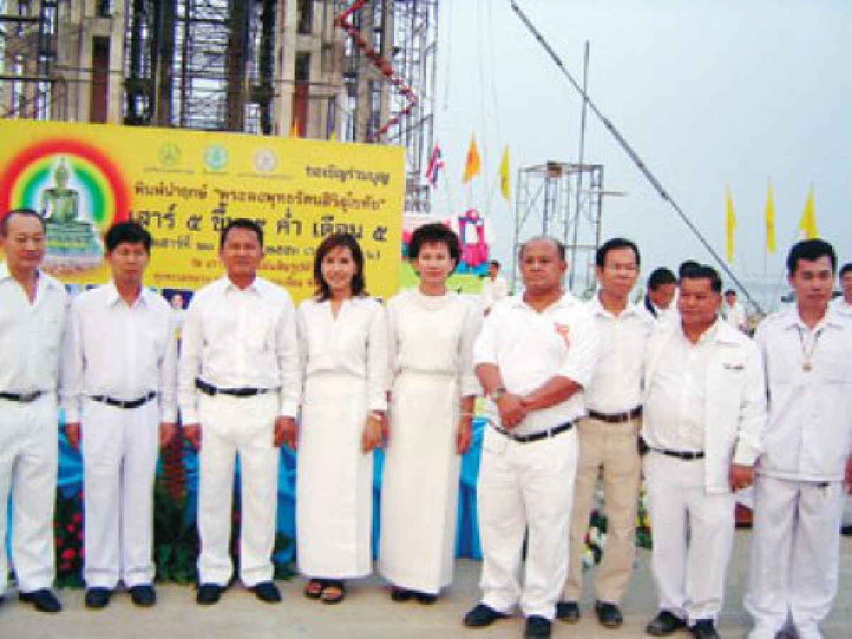 ร่วมบุญสร้างพระล้านองค์บรรจุกรุ ร่วมบุญสร้างพระล้านองค์บรรจุกรุ