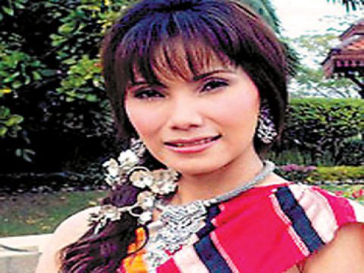 แซดทะลุทุ่งประจำวันที่26 พค.53 