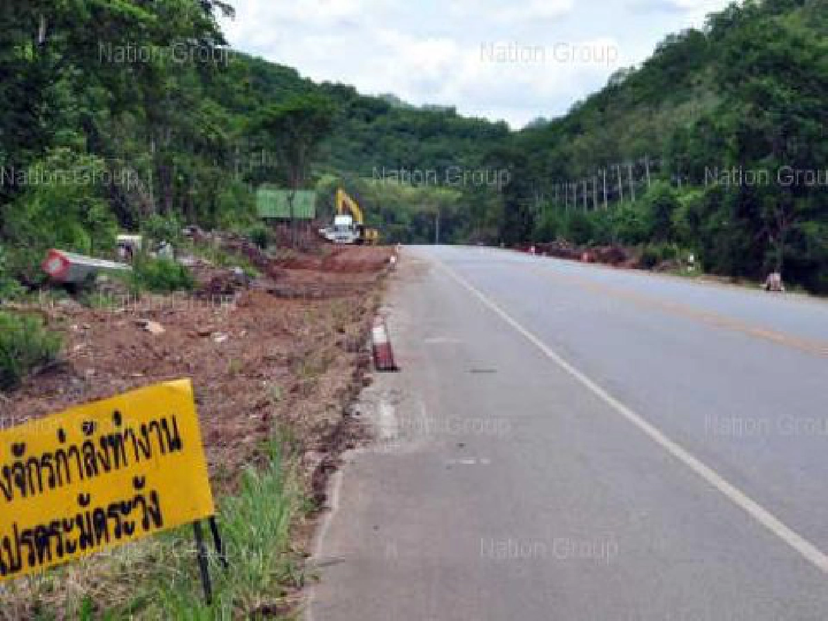 "น้าหมูพงศ์เทพร่วมวงต้านตัดถนนขึ้นเขาใหญ่