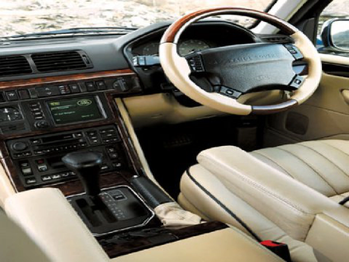 เปิดตำนานเรนจ์โรเวอร์คิงออฟออฟโรด เปิดตำนานเรนจ์โรเวอร์คิงออฟออฟโรด