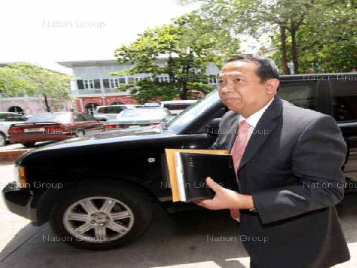 ธาริตหารือกอร์ปศักดิ์ถอนหมายแดงตามฉุกเฉิน ธาริตหารือกอร์ปศักดิ์ถอนหมายแดงตามฉุกเฉิน