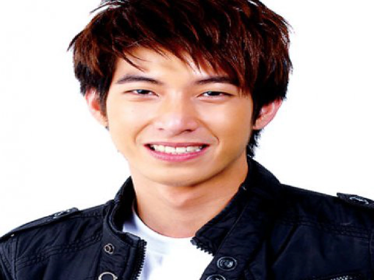 "ริท" ยันแมนทั้งแท่งเคลียร์ "โตโน่-มาร์ค" แค่เพื่อน "ริท" ยันแมนทั้งแท่งเคลียร์ "โตโน่-มาร์ค" แค่เพื่อน