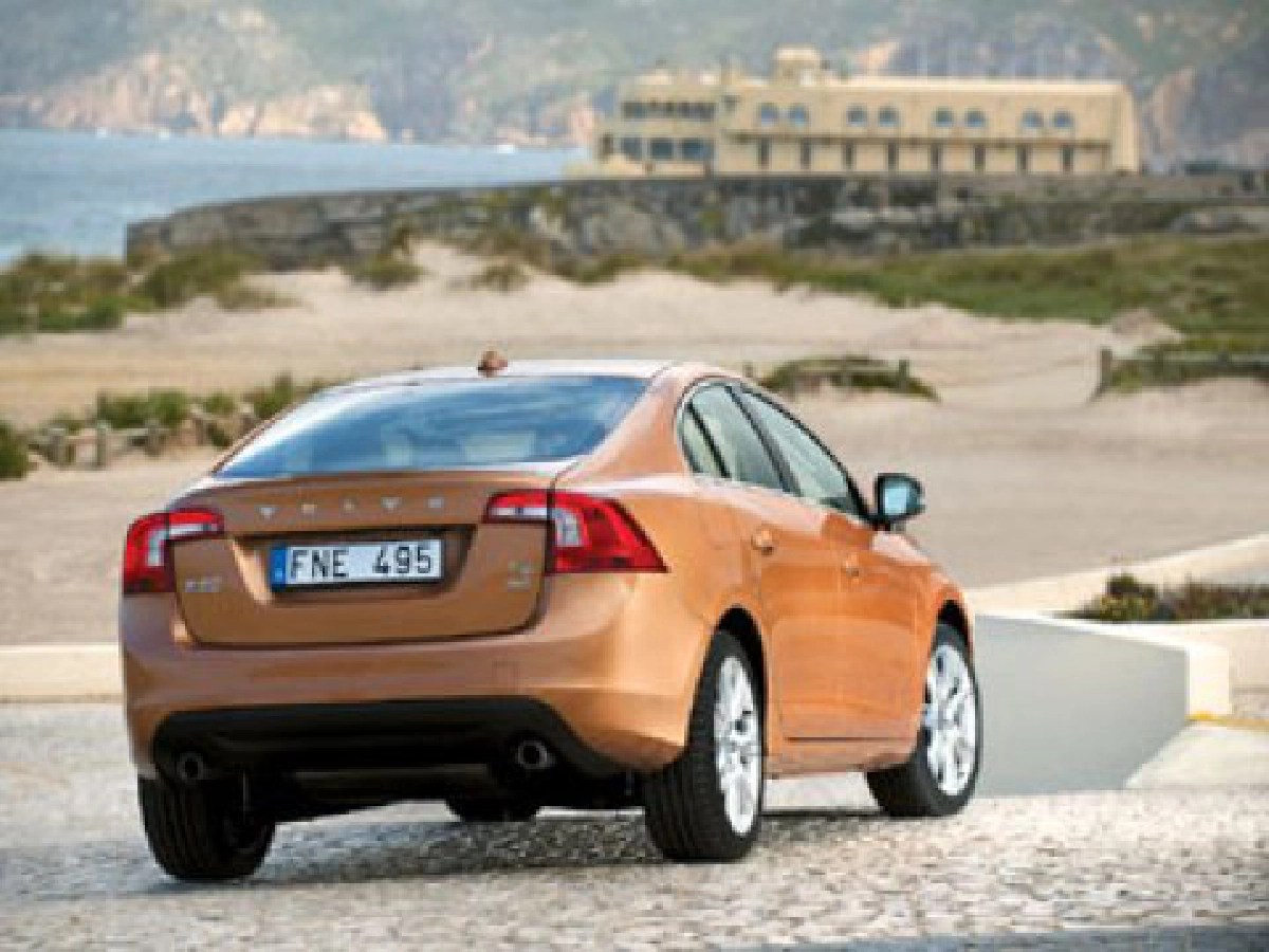 วอลโว่S60ใหม่ท้าพิสูจน์รถไม่ชนคนคันแรกของโลก