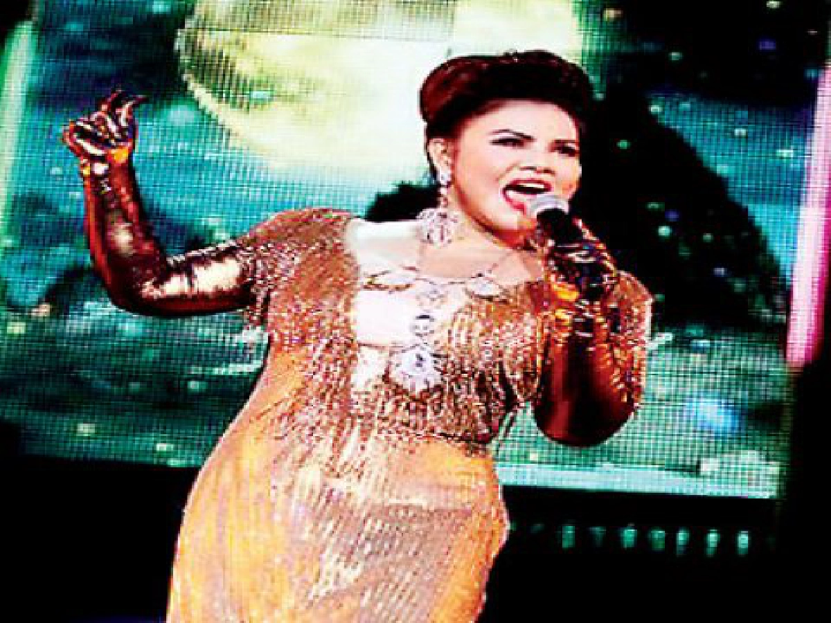 'เดวิลส์-ดีว่าส์ คอมเมดี้ คอนเสิร์ต'ไพเราะ-ฮาครบรส  'เดวิลส์-ดีว่าส์ คอมเมดี้ คอนเสิร์ต'ไพเราะ-ฮาครบรส