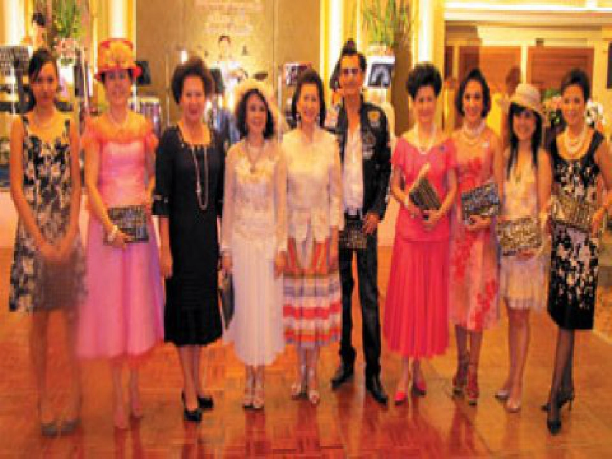 รุ่นใหญ่...เหน็บอารมณ์ แก่น เซี้ยว เปรี้ยว ซ่า.. รุ่นใหญ่...เหน็บอารมณ์ แก่น เซี้ยว เปรี้ยว ซ่า..