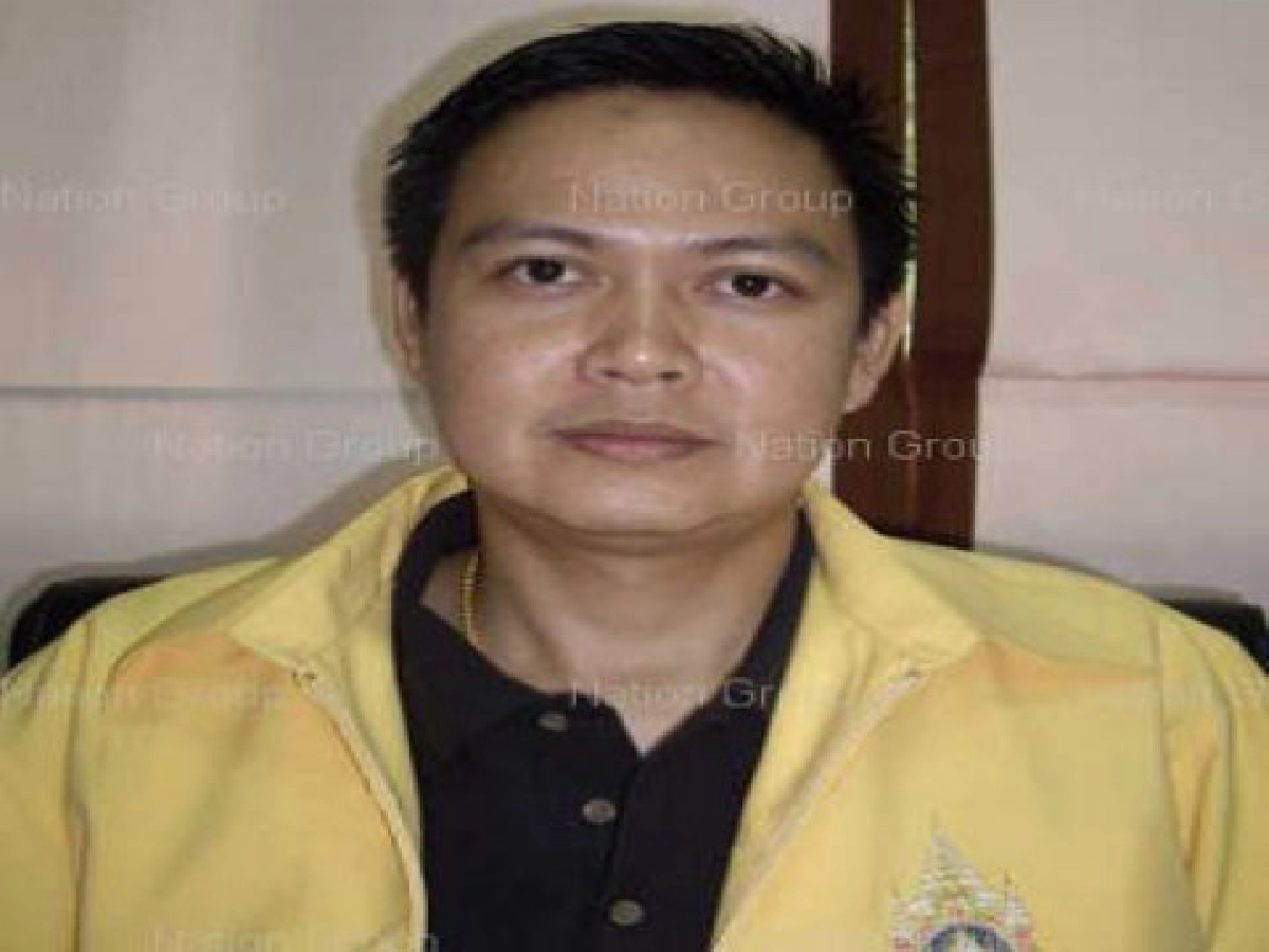 ขอดเกล็ด : คำเตือนห้ามดื่มเกินวันละ 2 ขวด ขอดเกล็ด : คำเตือนห้ามดื่มเกินวันละ 2 ขวด