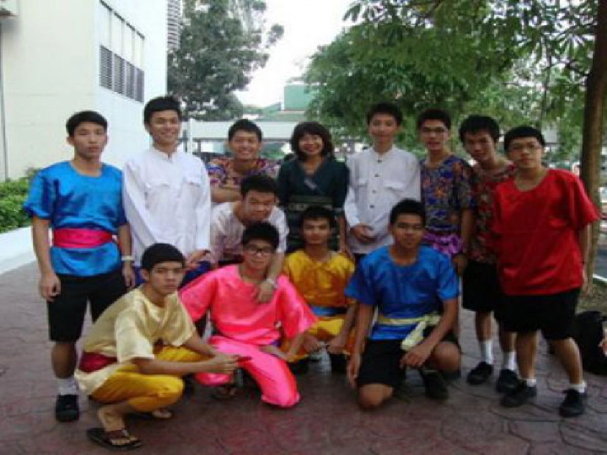 เรียนคลุกกิจกรรมเคล็ดลับ!นักเรียนหัวกะทิ  