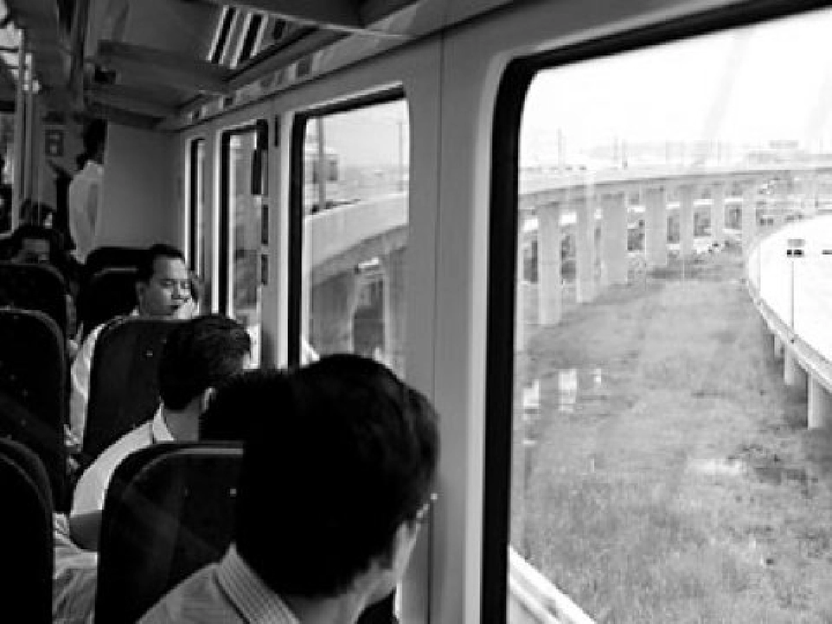 ไทยจะมีรถไฟความเร็วสูง ? ไทยจะมีรถไฟความเร็วสูง ?