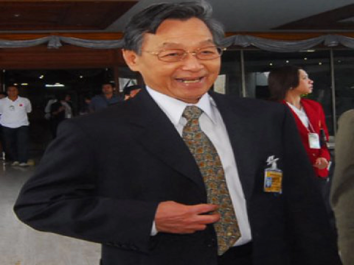 พท.อัดนิรโทษคืนอาวุธสงครามแนะรวมทหาร-ตร.-ม็อบ พท.อัดนิรโทษคืนอาวุธสงครามแนะรวมทหาร-ตร.-ม็อบ