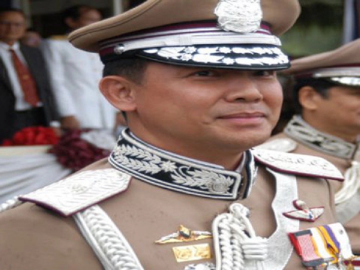 ขอดเกล็ด : พล.ต.ท.พงศพัศ พงษ์เจริญ"อานิสงส์แห่งบุญ" ขอดเกล็ด : พล.ต.ท.พงศพัศ พงษ์เจริญ"อานิสงส์แห่งบุญ"